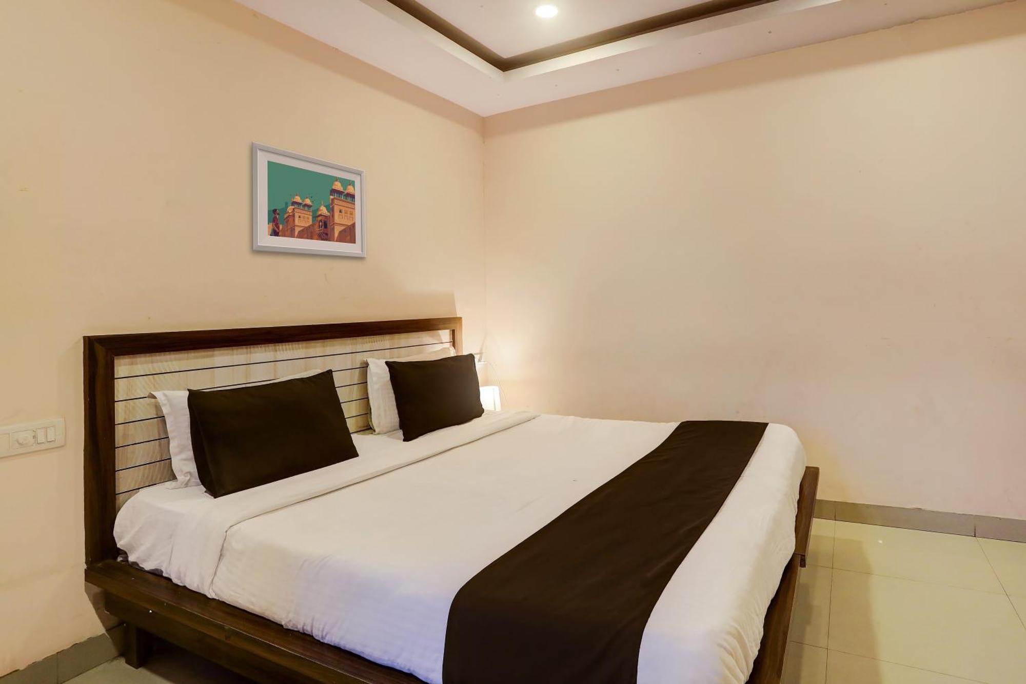 Super Hotel O Vaishnavi Inn Χιντεραμπάντ Εξωτερικό φωτογραφία
